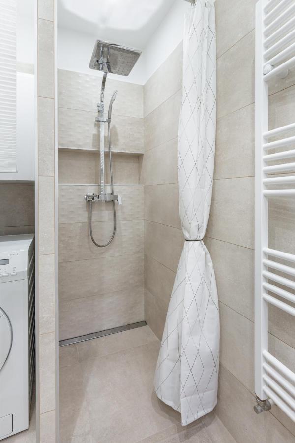 L10 Dolce Vita Apartment Budapest Luaran gambar