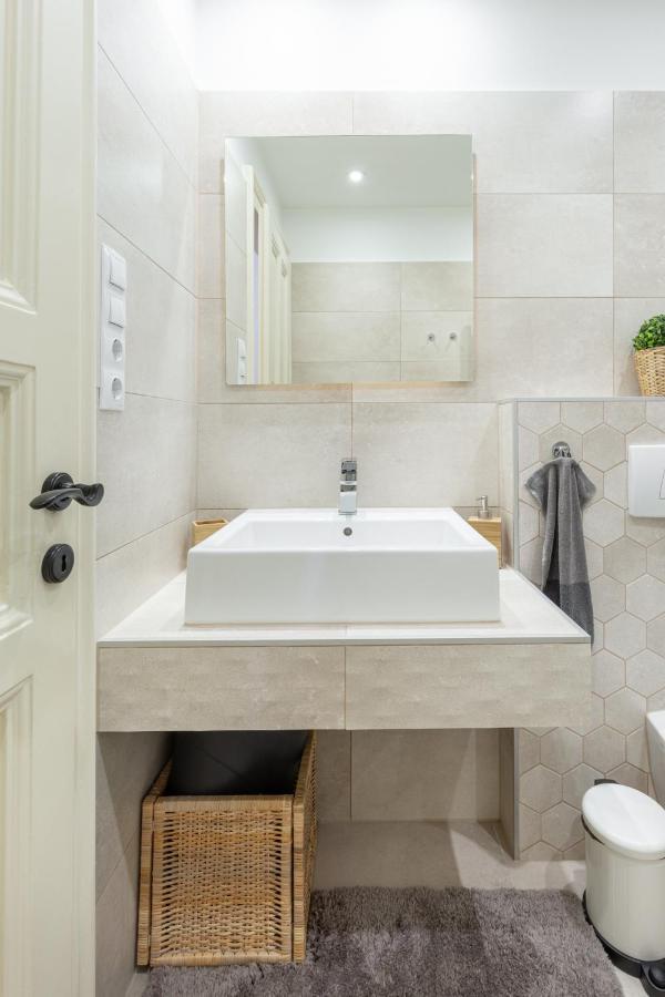 L10 Dolce Vita Apartment Budapest Luaran gambar